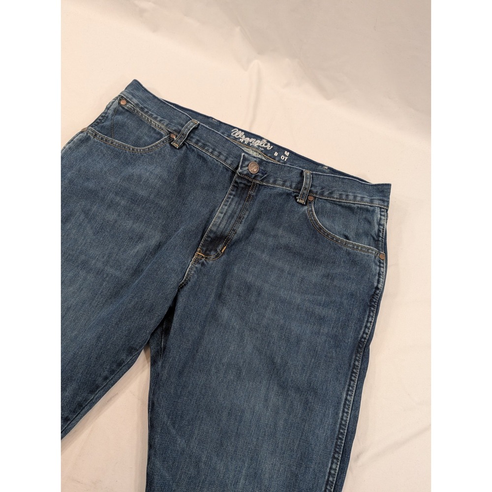 Wrangler Retro Jeans Mens 38x32 True 2 Size Blue Slim Boot Cut Denim Cowboy
